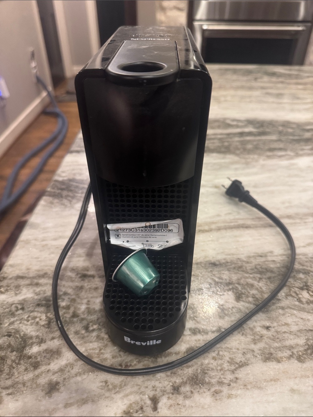 Breville Compact Espresso Maker in Black with Green Capsule